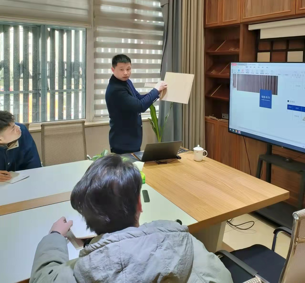 06山东德州门店基础培训.jpg 06山东德州门店基础培训.jpg